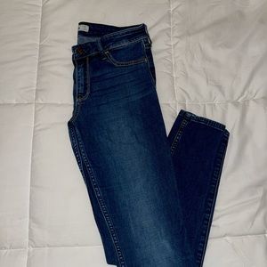 Hollister skinny jeans